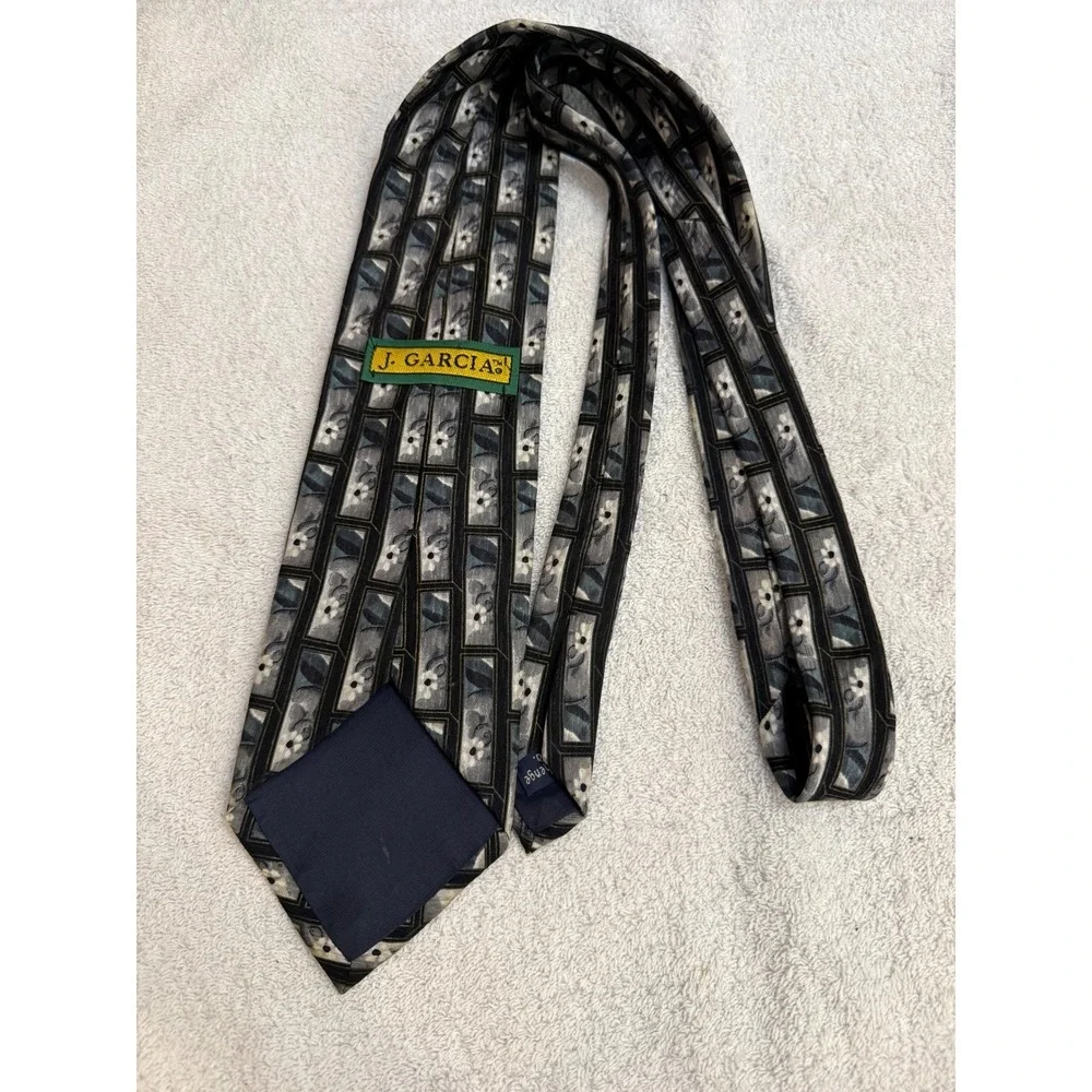 J. Garcia Stonehenge Ltd Mens Silk Necktie Black Grey Blue Floral Geometric USA